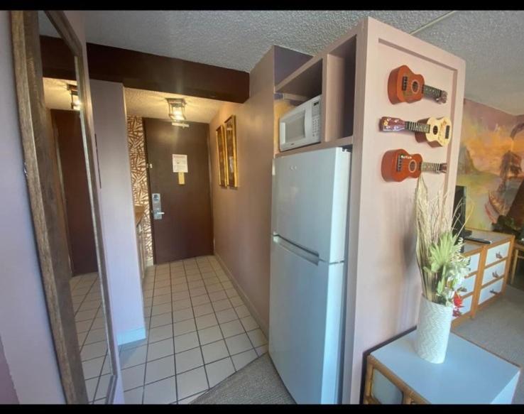 Pacific Monarch Aparthotel Honolulu Room photo